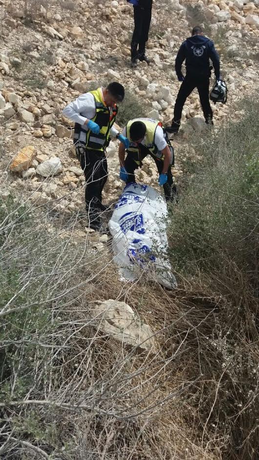 רגע איתור גופתו של יונתן פיצ'חזדה ז''ל (צילום: דוברות זק''א)